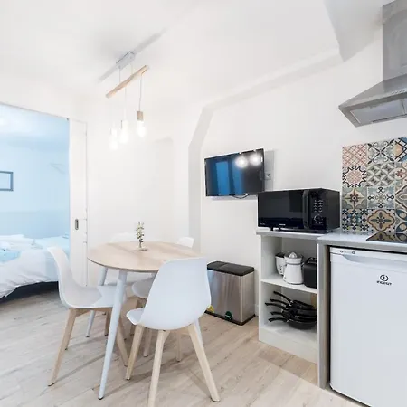 Daire Suite J'Adore Great Apt, With Ac, Best Loc *